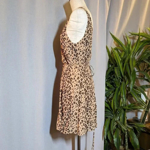 Reformation Brown Leopard Cheetah Animal Anchorage Wrap Dress Mini Small - Picture 3 of 6